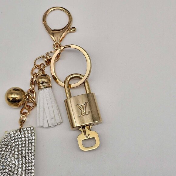 Authentic Louis Vuitton Lock & Key with unbranded Bagcharm, Keycharm 120225 - Picture 8 of 8